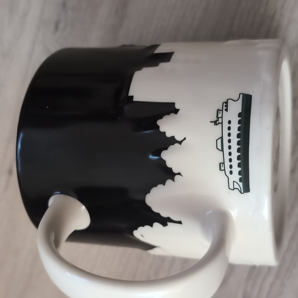 Starbucks collection mug - Picture 3 of 4